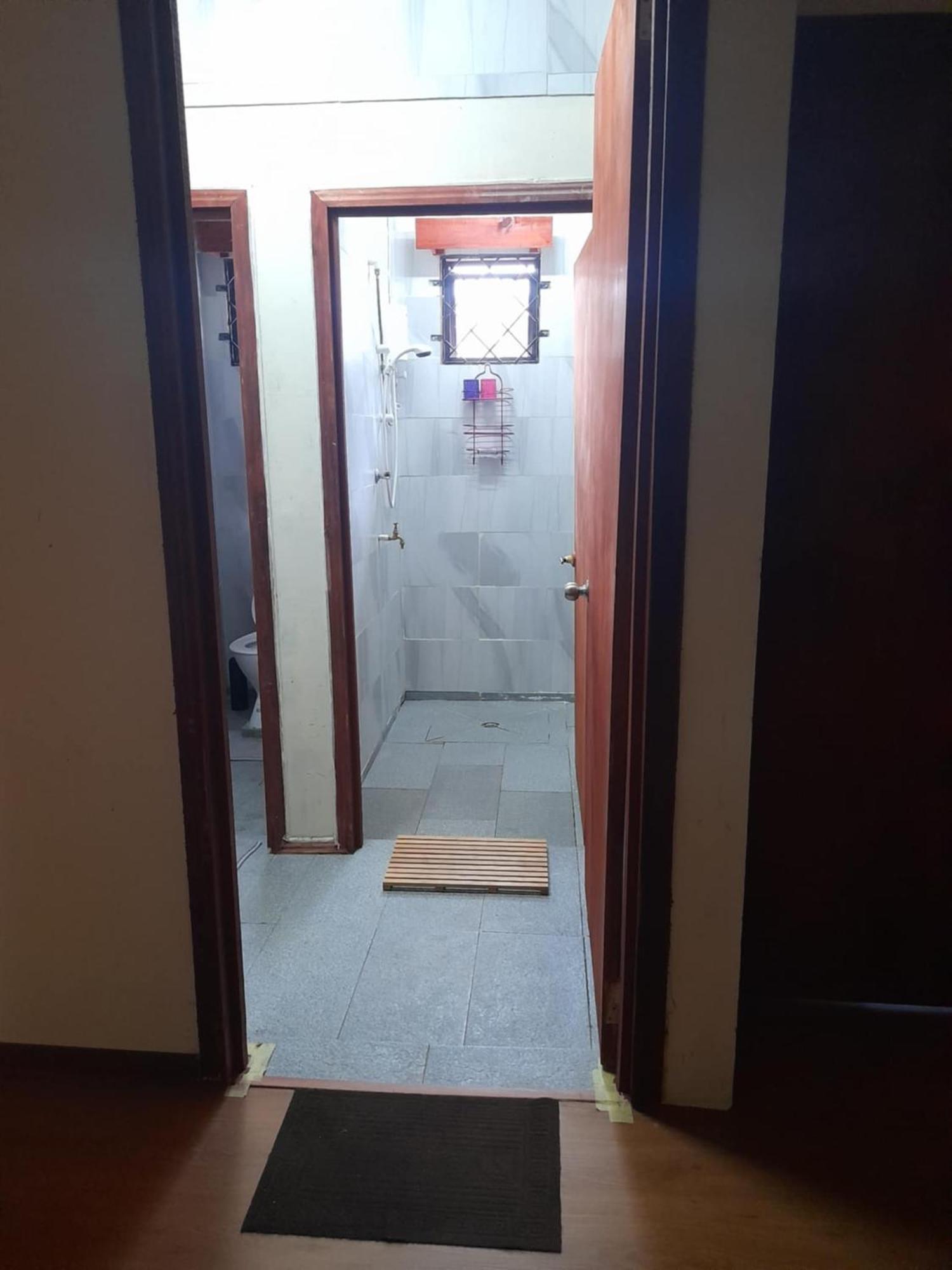 Elizabeth Accomodation-Your Home Away From Home Suva Bilik gambar